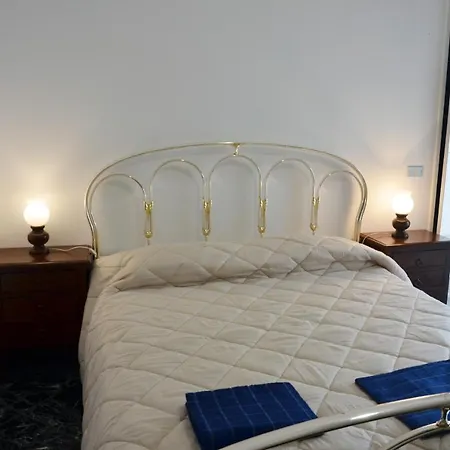 Artemide Lägenhet Bari